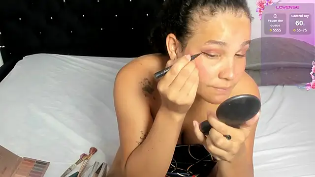 Snapshot of Olena_hot10 chatting on December 2025 02:01:02 PM Olena hot10 online show from December 2025 02:01:02 PM