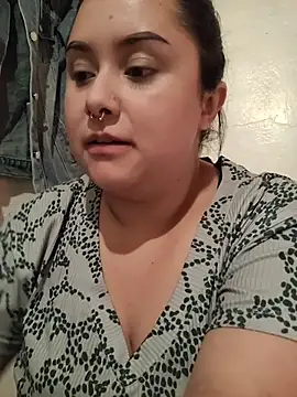 Snapshot of CurvyNoir chatting on April 2026 07:56:02 PM CurvyNoir online show from April 2026 07:56:02 PM