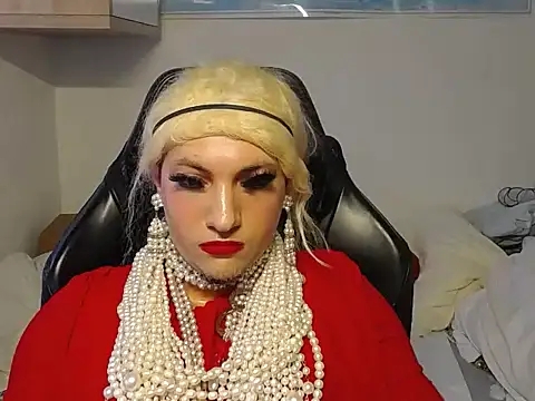 VanesaCrossic online show from December 2025 09:07:01 AM