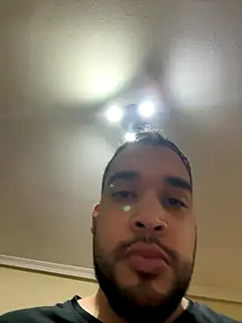 Snapshot of Stiven23J chatting on December 2025 06:46:02 PM Stiven23J online show from December 2025 06:46:02 PM