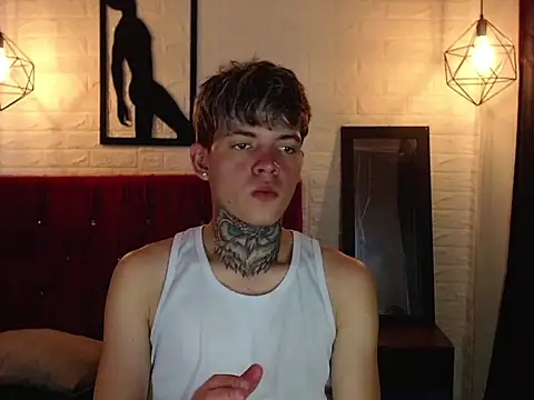 frankboyx online show from November 2025 07:36:02 PM