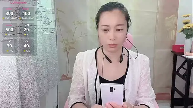 Lingling-Baby520 online show from April 2026 03:55:01 AM