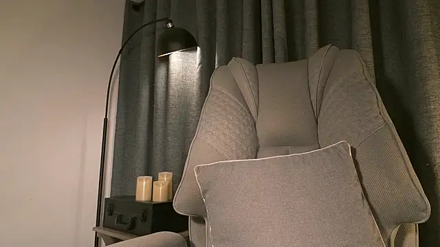 lianewhite online show from February 2026 12:15:02 AM