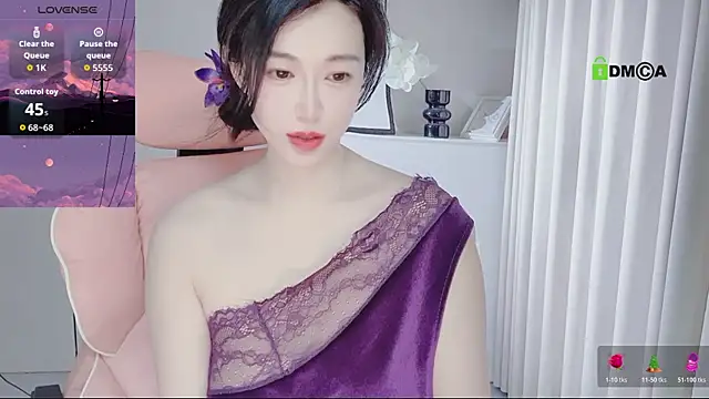 Snapshot of YunShan-33 chatting on April 2026 07:45:01 AM YunShan-33 online show from April 2026 07:45:01 AM