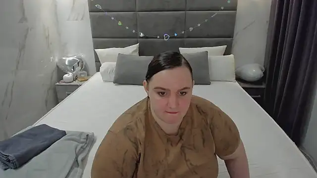 Snapshot of bbwsexis chatting on April 2026 07:37:02 AM bbwsexis online show from April 2026 07:37:02 AM