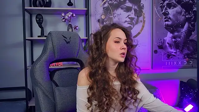 Snapshot of ElinVale chatting on March 2026 09:48:02 AM ElinVale online show from March 2026 09:48:02 AM