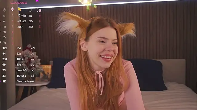 Snapshot of foxyriss chatting on January 2026 06:07:02 AM foxyriss online show from January 2026 06:07:02 AM