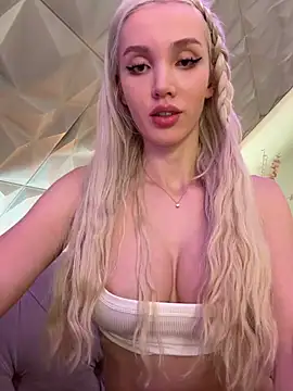 Lana-Grey online show from February 2026 11:39:02 PM