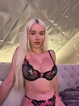 Snapshot of Lana-Grey chatting on May 2026 12:05:01 AM Lana-Grey online show from May 2026 12:05:01 AM