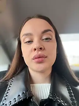 Snapshot of KristiRich chatting on March 2026 12:20:02 PM KristiRich online show from March 2026 12:20:02 PM