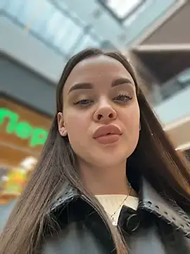 Snapshot of KristiRich chatting on March 2026 12:11:01 PM KristiRich online show from March 2026 12:11:01 PM