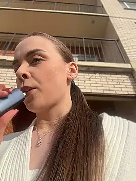 Snapshot of KristiRich chatting on April 2026 02:12:01 PM KristiRich online show from April 2026 02:12:01 PM