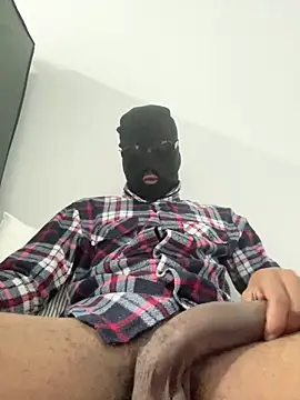 youblack77 online show from December 2025 01:05:01 PM