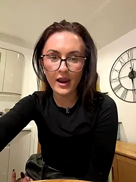 EmLovesxx online show from November 2025 12:32:02 AM