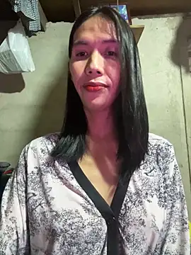 Snapshot of bellaUtops chatting on March 2026 02:55:01 PM bellaUtops online show from March 2026 02:55:01 PM
