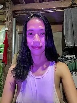 Snapshot of bellaUtops chatting on April 2026 08:10:02 PM bellaUtops online show from April 2026 08:10:02 PM