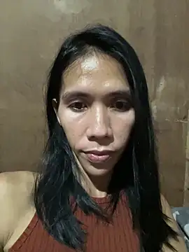Snapshot of bellaUtops chatting on April 2026 10:07:02 AM bellaUtops online show from April 2026 10:07:02 AM