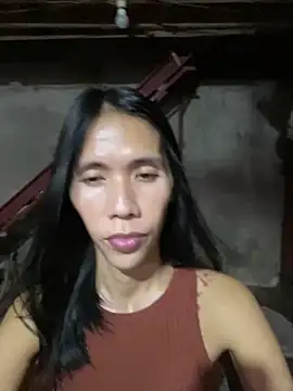 Snapshot of bellaUtops chatting on April 2026 02:32:02 PM bellaUtops online show from April 2026 02:32:02 PM