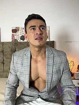 Chris Clarck online show from December 2025 08:16:02 PM