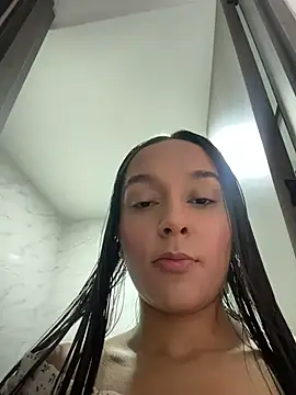 Brunettecollins05 online show from July 2026 09:29:01 PM