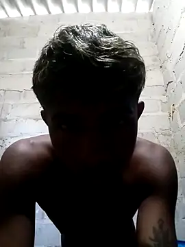 Snapshot of Mack_tom chatting on December 2025 06:56:02 PM Mack tom online show from December 2025 06:56:02 PM