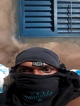 Snapshot of m-a-g-n-a-t-a chatting on February 2026 12:07:01 AM m-a-g-n-a-t-a online show from February 2026 12:07:01 AM