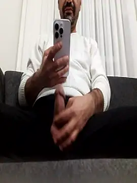 saban akdogan online show from November 2025 12:24:01 AM