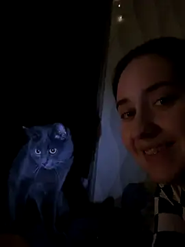 ShadowEve online show from November 2025 02:40:02 PM