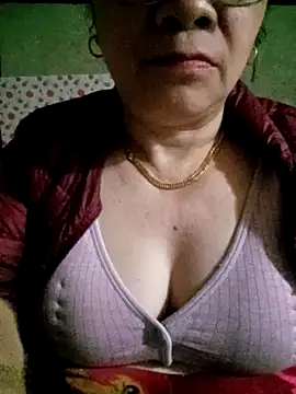 small-house123 online show from February 2026 02:24:02 PM