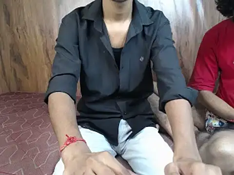 Crazy guys69 online show from November 2025 06:38:02 AM