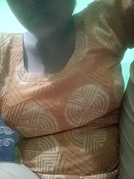 Tina 250 online show from April 2026 04:44:02 PM