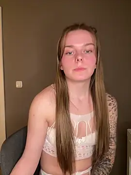 LisaFreierxx online show from February 2026 08:49:01 PM