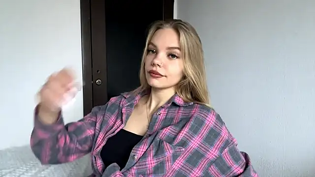 SweetAmelia69 online show from November 2025 06:01:01 AM