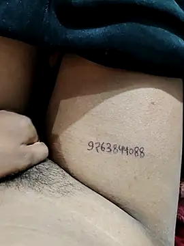 Snapshot of mahikumari878 chatting on November 2025 08:03:02 AM mahikumari878 online show from November 2025 08:03:02 AM