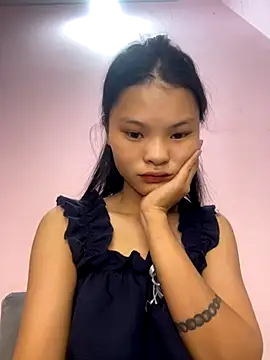 lung-linh online show from November 2025 06:05:02 AM