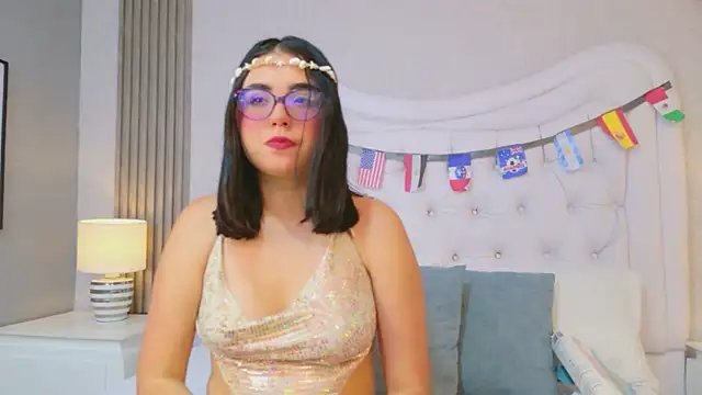 ScarlettPetrova online show from June 2026 04:12:02 PM