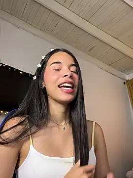 Snapshot of Milleradhara24 chatting on November 2025 02:50:02 PM Milleradhara24 online show from November 2025 02:50:02 PM