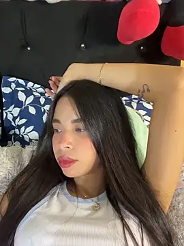 Snapshot of Milleradhara24 chatting on May 2026 10:08:02 PM Milleradhara24 online show from May 2026 10:08:02 PM