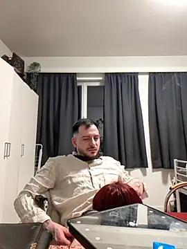 Snapshot of rebebia13 chatting on February 2026 03:07:01 AM rebebia13 online show from February 2026 03:07:01 AM