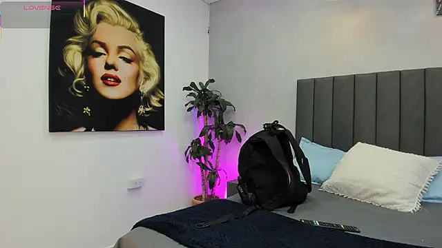 kendra london online show from January 2026 11:05:01 AM