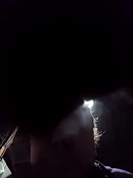 Snapshot of Migatita505 chatting on March 2026 01:33:02 AM Migatita505 online show from March 2026 01:33:02 AM