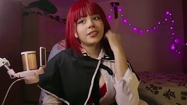 EmillieX online show from December 2025 12:51:01 AM