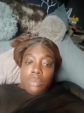 BiancaClarkson online show from November 2025 05:57:01 PM