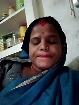 Snapshot of CUTE_SIMY chatting on December 2025 02:11:01 PM CUTE SIMY online show from December 2025 02:11:01 PM