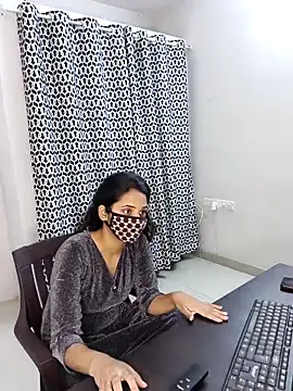 Snapshot of ITZ_GURU chatting on April 2026 03:53:01 PM ITZ GURU online show from April 2026 03:53:01 PM