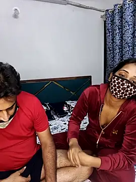 Snapshot of ITZ_GURU chatting on April 2026 07:07:02 PM ITZ GURU online show from April 2026 07:07:02 PM