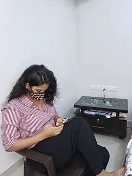 Snapshot of ITZ_GURU chatting on June 2026 03:32:02 PM ITZ GURU online show from June 2026 03:32:02 PM