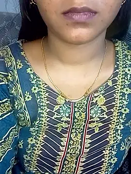 Neha533 online show from April 2026 09:39:33 PM