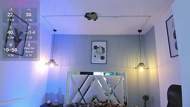 zoe-moreau online show from March 2026 07:42:02 PM