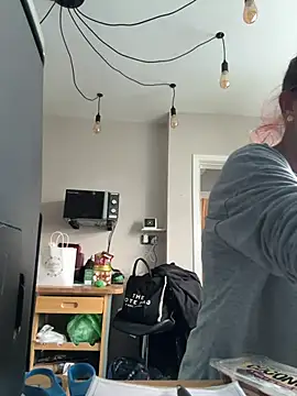 Angel-LinaX online show from February 2026 02:48:01 PM